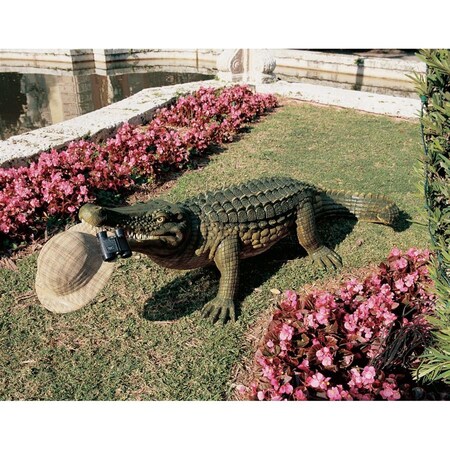 Design Toscano The Gargantuan Garden Gator Statue KY169